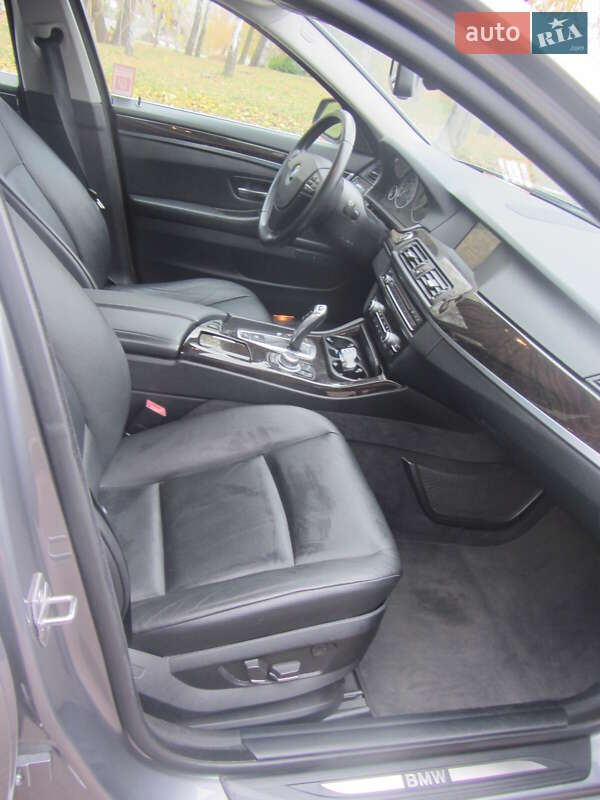 Седан BMW 5 Series 2013 в Житомире фото 30 Седан BMW 5 Series 2013 в Житомире