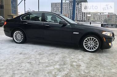 Седан BMW 5 Series 2012 в 