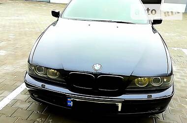 Седан BMW 5 Series 2000 в Измаиле