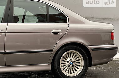 Седан BMW 5 Series 1996 в Киеве