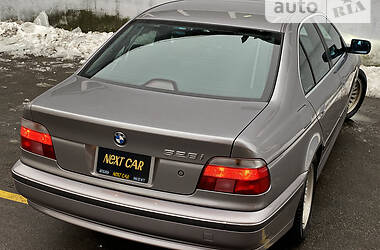 Седан BMW 5 Series 1996 в Киеве