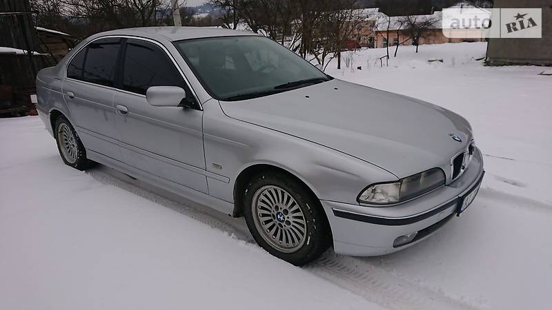 Седан BMW 5 Series 2002 в Коломые