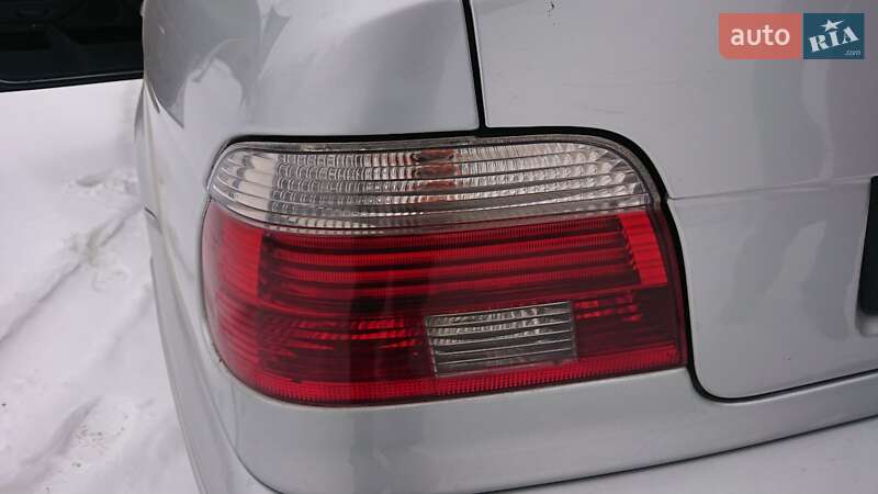 Седан BMW 5 Series 2002 в Коломые