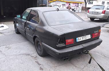 Седан BMW 5 Series 1992 в Киеве