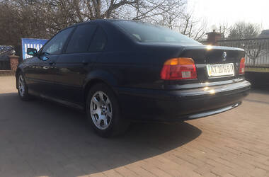 Седан BMW 5 Series 2000 в Снятине