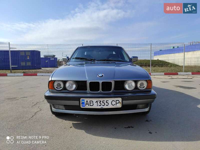 Седан BMW 5 Series 1989 в Вінниці