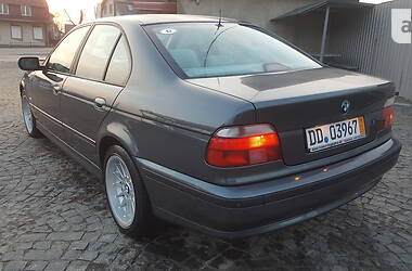 Седан BMW 5 Series 1999 в Бучаче