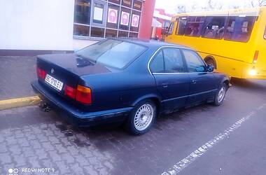 Седан BMW 5 Series 1991 в Львові