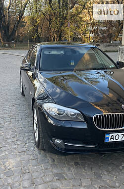 Седан BMW 5 Series 2011 в Ужгороде