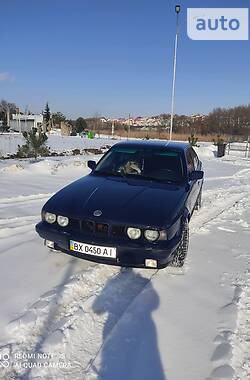 Седан BMW 5 Series 1992 в Хмельницькому