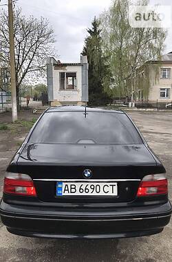 Седан BMW 5 Series 2002 в Вінниці