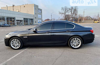 Седан BMW 5 Series 2014 в Кривом Роге