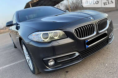 Седан BMW 5 Series 2014 в Кривом Роге