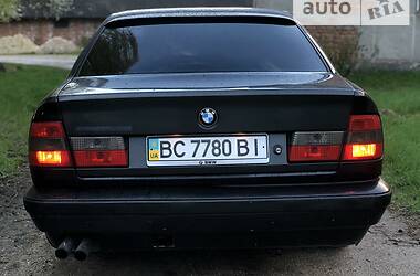Седан BMW 5 Series 1989 в Зборове