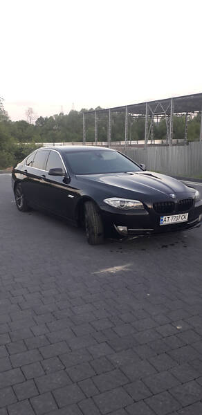 Седан BMW 5 Series 2013 в Івано-Франківську