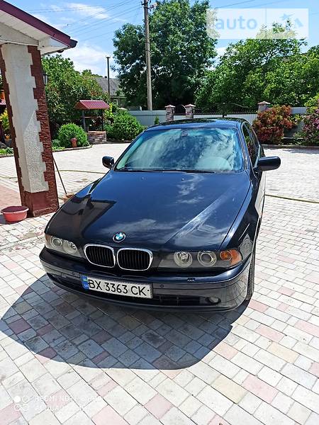 Седан BMW 5 Series 2000 в Каменец-Подольском