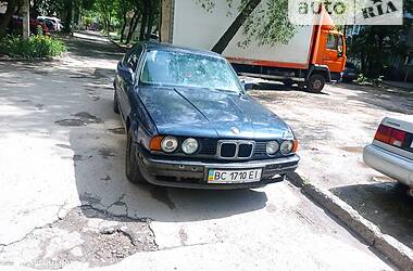 Седан BMW 5 Series 1991 в Львові