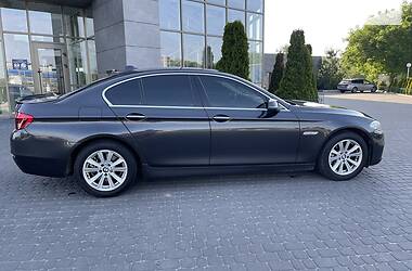 Седан BMW 5 Series 2015 в Хмельницком