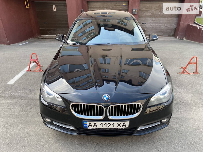 Седан BMW 5 Series 2016 в Киеве