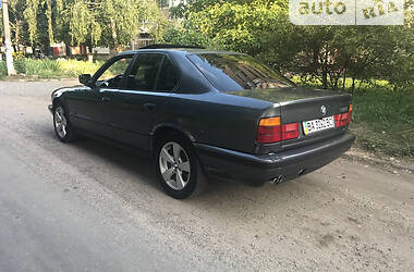 Седан BMW 5 Series 1990 в Смеле