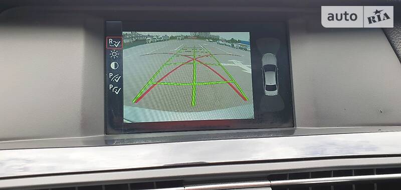 Седан BMW 5 Series 2011 в Львові