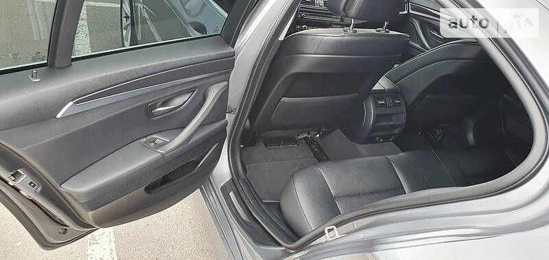 Седан BMW 5 Series 2011 в Львові