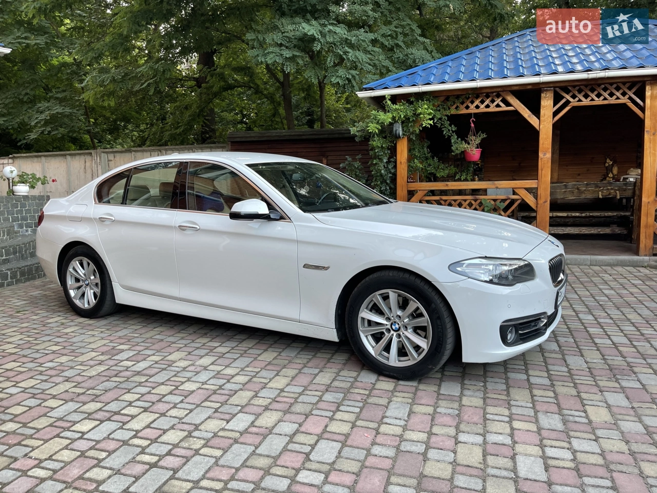2016 BMW 5er - мініатюра 3