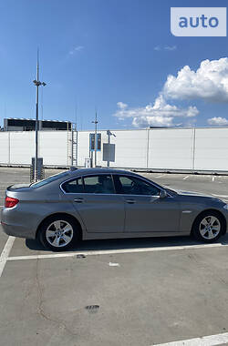 Седан BMW 5 Series 2012 в Киеве