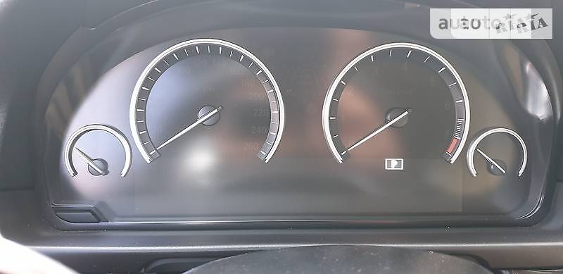 Седан BMW 5 Series 2014 в Киеве фото 36 Седан BMW 5 Series 2014 в Киеве