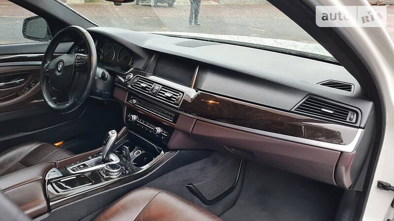 Седан BMW 5 Series 2014 в Ковелі