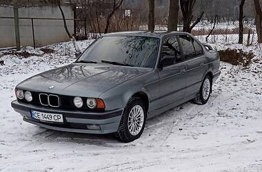 Седан BMW 5 Series 1989 в Новоселиці