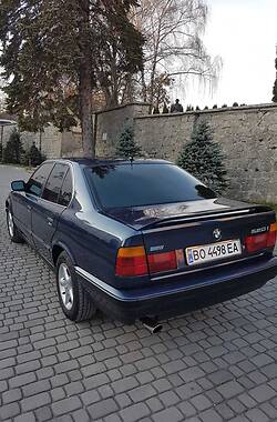 Седан BMW 5 Series 1988 в Кременце