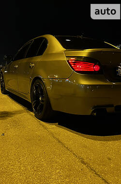 Седан BMW 5 Series 2003 в 