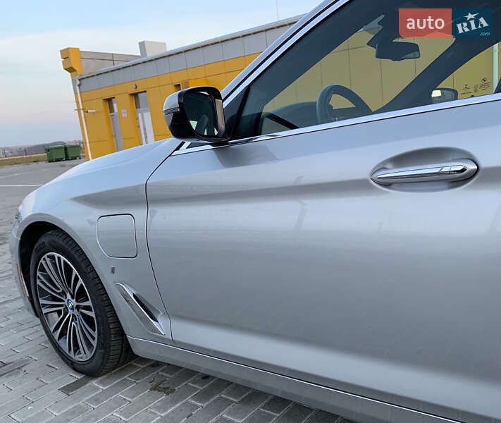 Седан BMW 5 Series 2018 в Ровно фото 11 Седан BMW 5 Series 2018 в Ровно