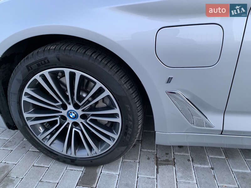 Седан BMW 5 Series 2018 в Ровно фото 14 Седан BMW 5 Series 2018 в Ровно