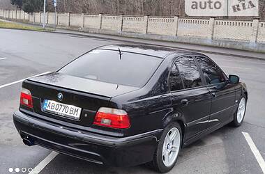 Седан BMW 5 Series 2003 в Виннице