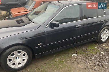 Седан BMW 5 Series 2001 в 