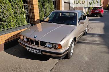 Седан BMW 5 Series 1992 в Киеве