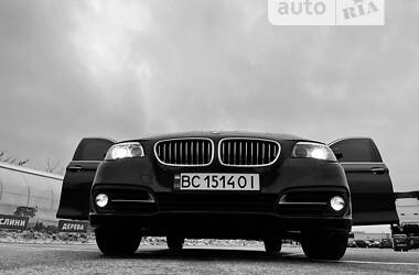Седан BMW 5 Series 2015 в Львове