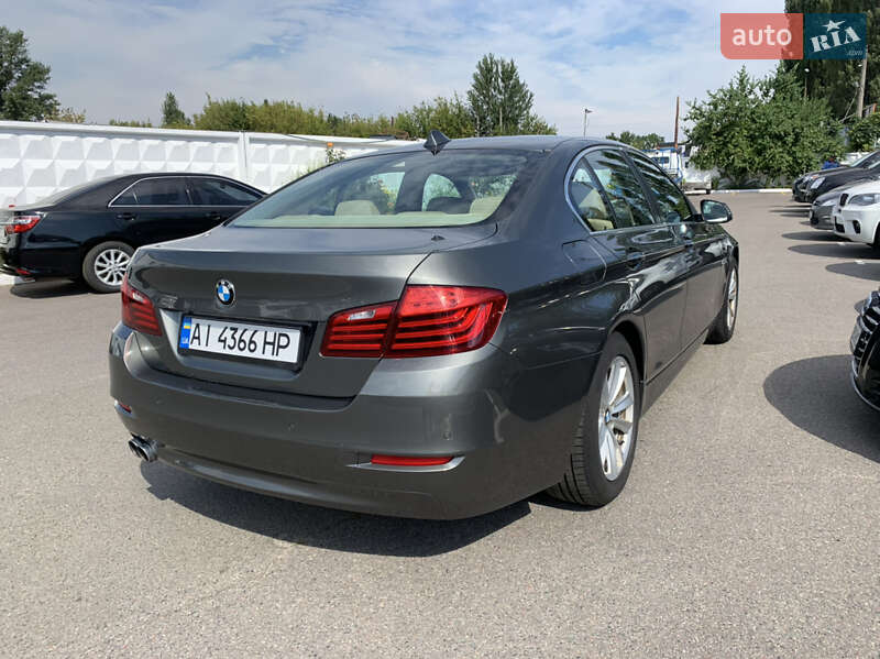 Седан BMW 5 Series 2015 в Киеве