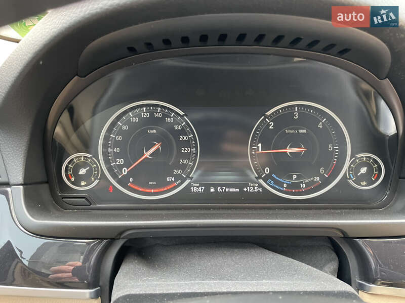 Седан BMW 5 Series 2015 в Киеве