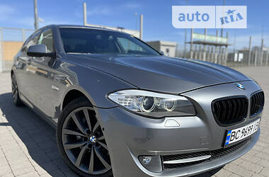 Седан BMW 5 Series 2013 в Трускавці