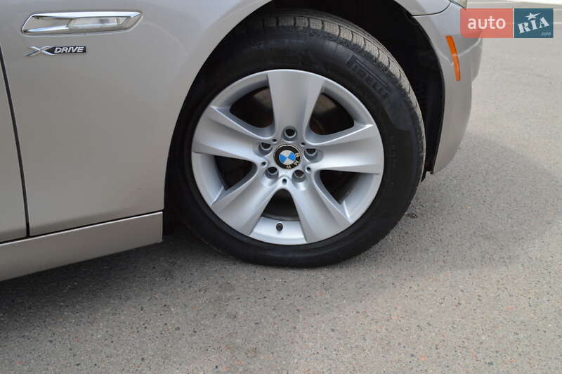 Седан BMW 5 Series 2012 в Полтаві