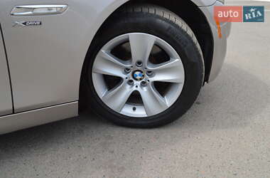 Седан BMW 5 Series 2012 в 