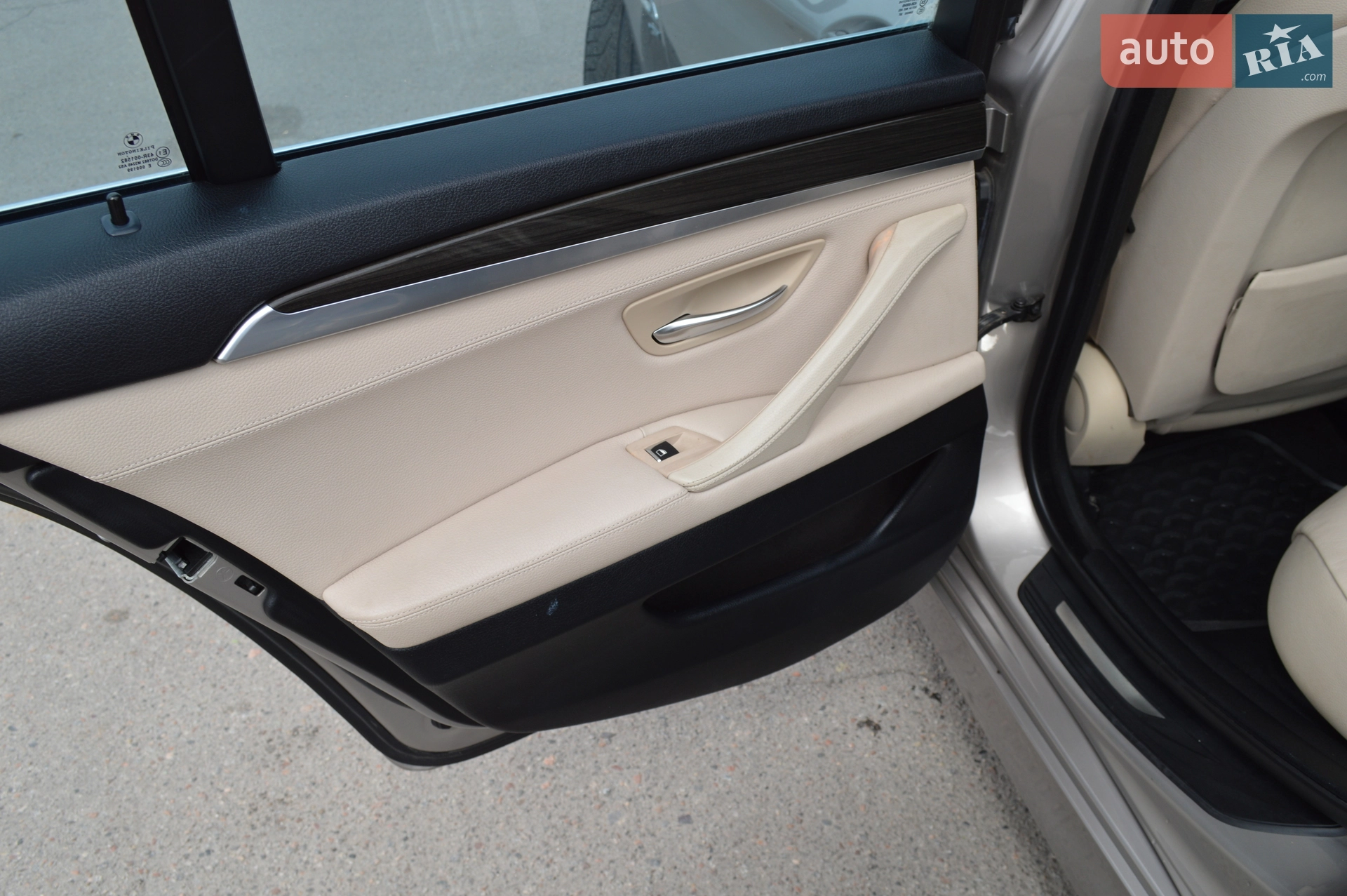 2012 BMW 5er - мініатюра 17