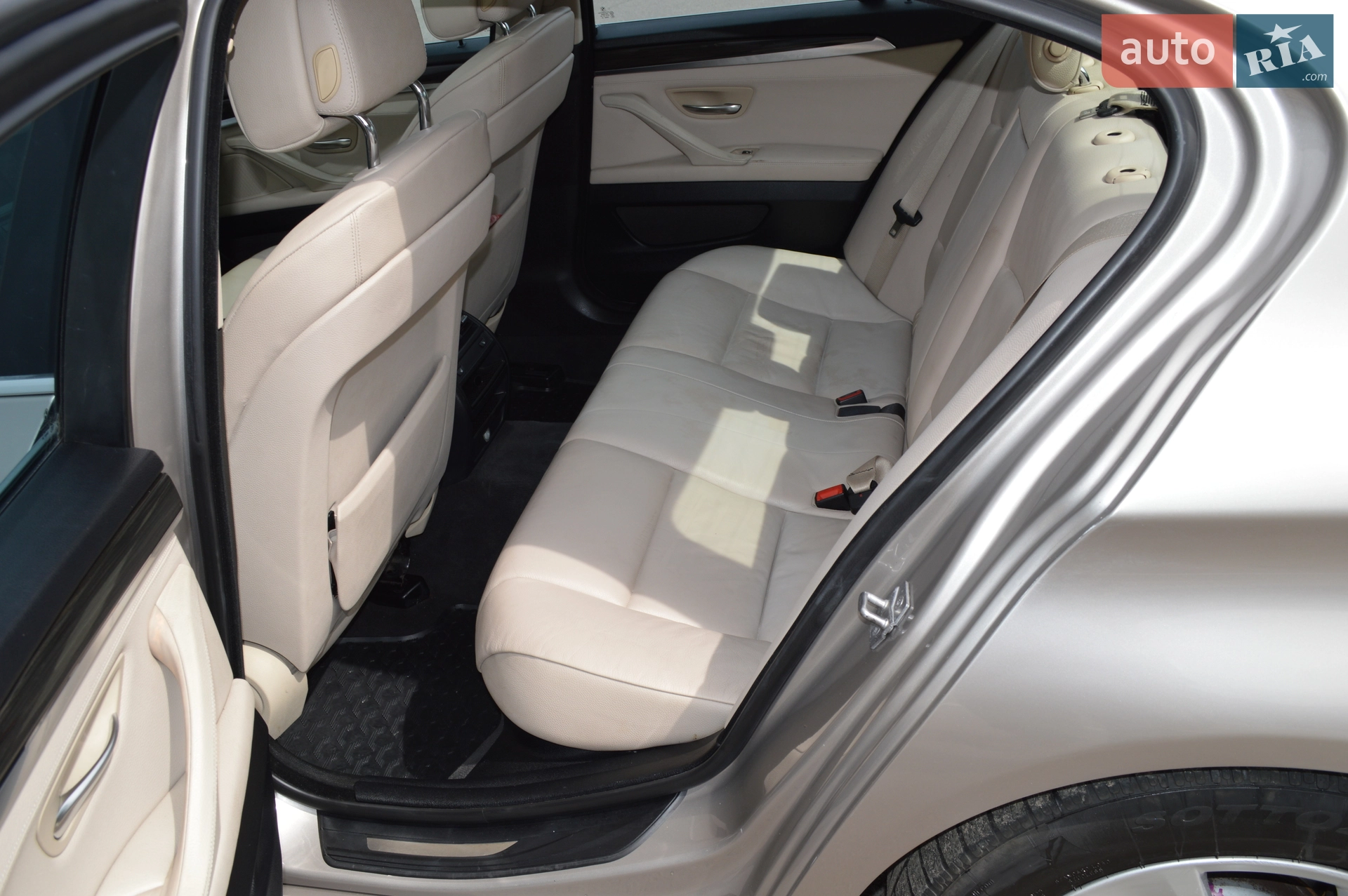 2012 BMW 5er - мініатюра 28