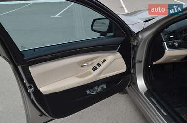Седан BMW 5 Series 2012 в Полтаві