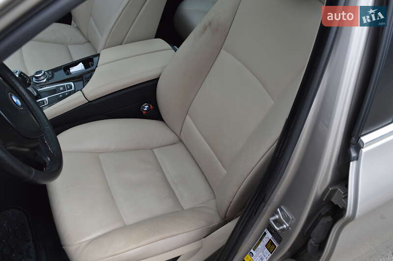 Седан BMW 5 Series 2012 в Полтаві