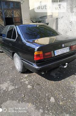Седан BMW 5 Series 1992 в Хмельницком