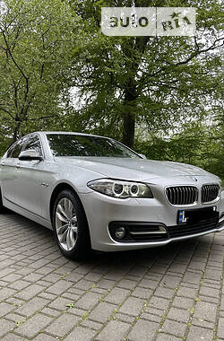 Седан BMW 5 Series 2014 в Надворной